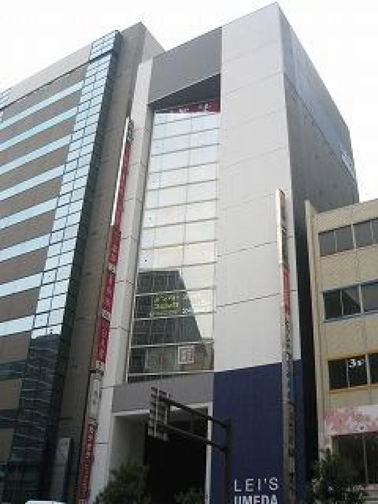 レイズ梅田(レイズウメダ、LEI’S Umeda) 1 ビルエントランス 3