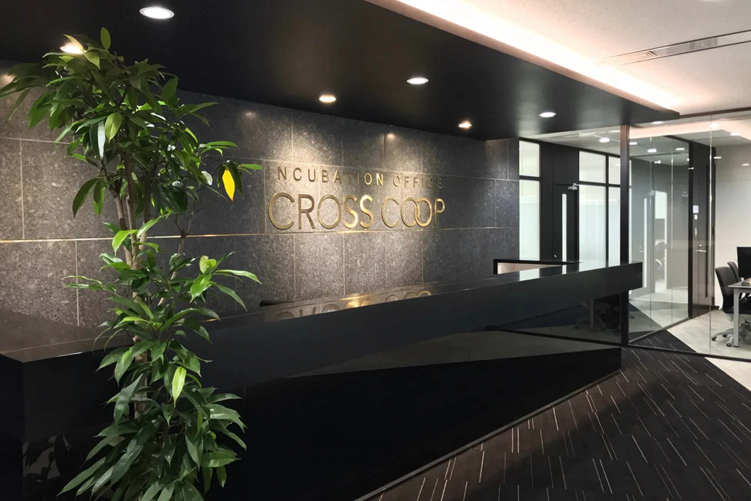 CROSSCOOP新宿AVENUEのシェアオフィス｜新宿区 新宿・西新宿（サムネイル3）