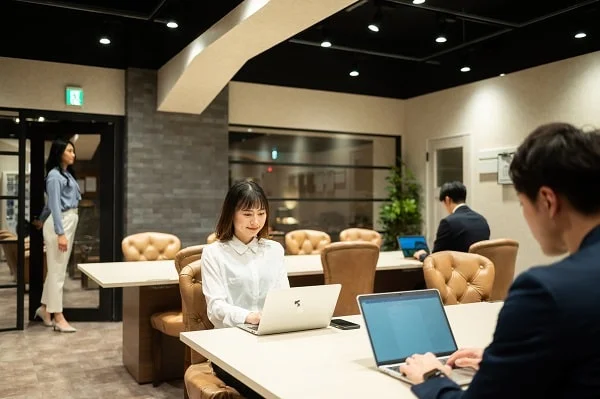 THE HUB 南青山のシェアオフィス｜港区 青山・表参道（サムネイル3）