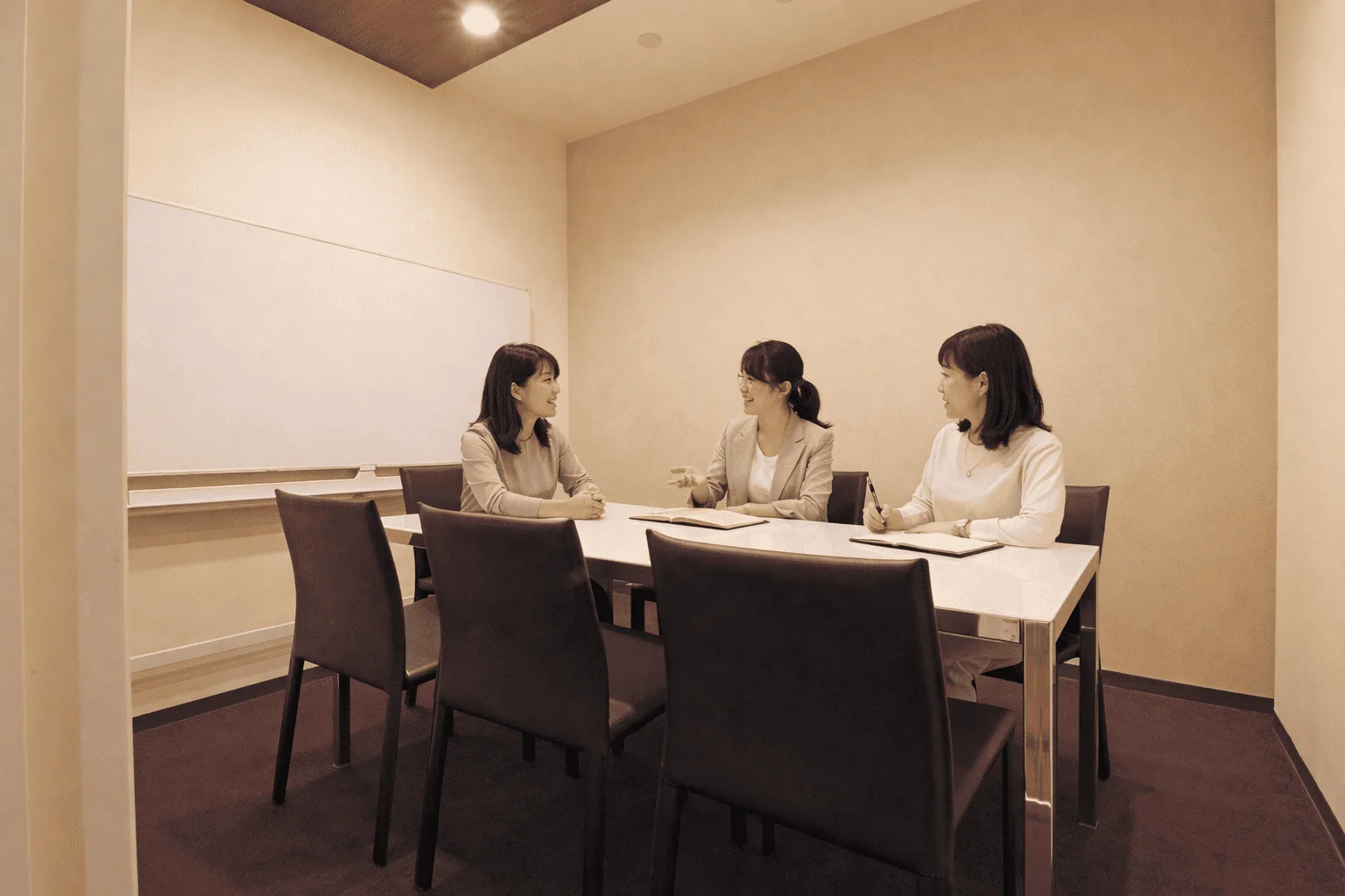 THE HUB 日本橋大伝馬町のシェアオフィス｜中央区（サムネイル3）