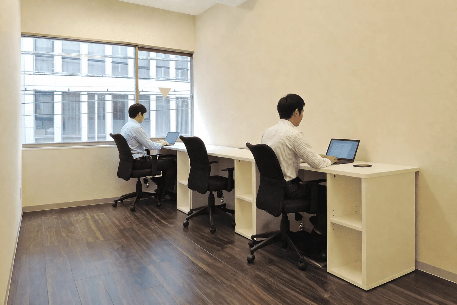 THE HUB 日本橋大伝馬町のシェアオフィス｜中央区（サムネイル4）