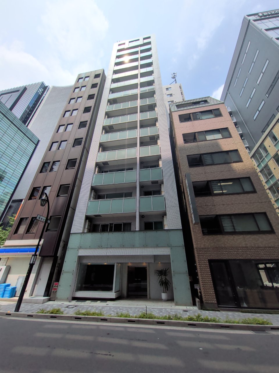日本橋八重洲デュープレックスポーションビル