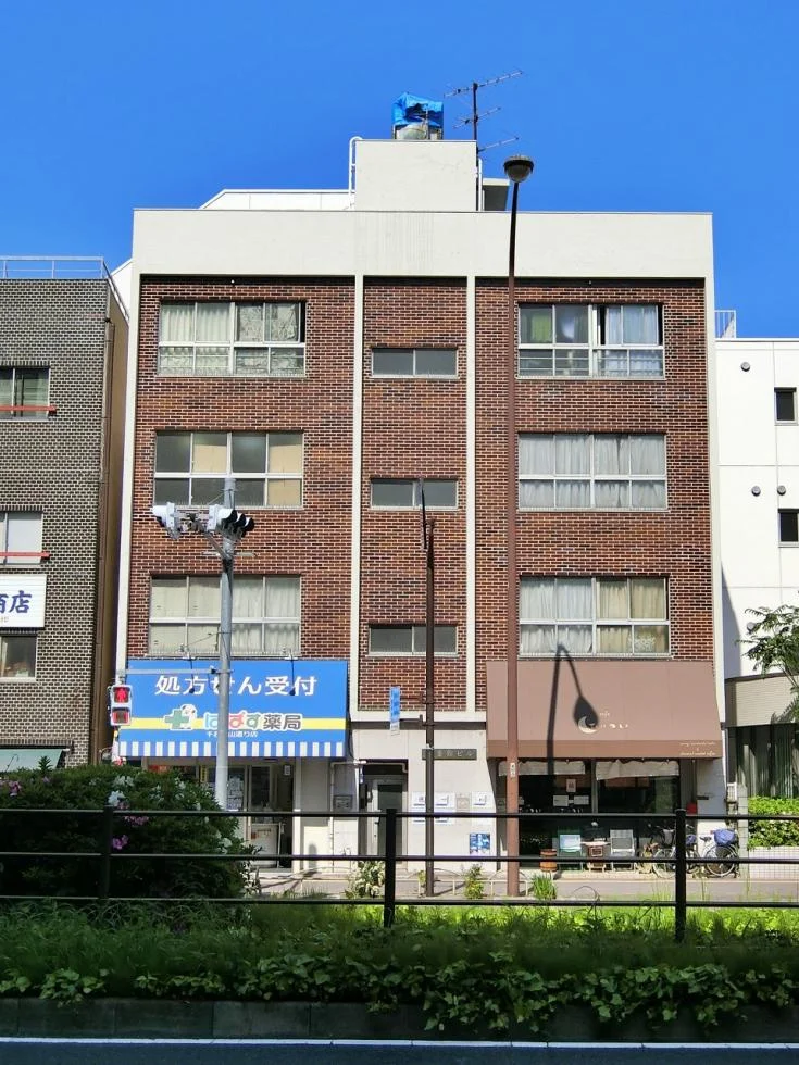 壱番館ビル 3 外観 1