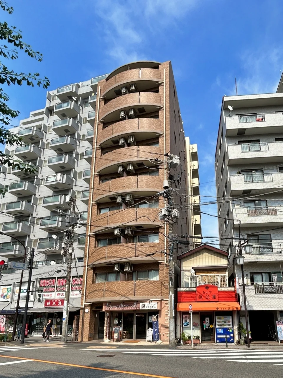 サンタムール白山 1 外観 2