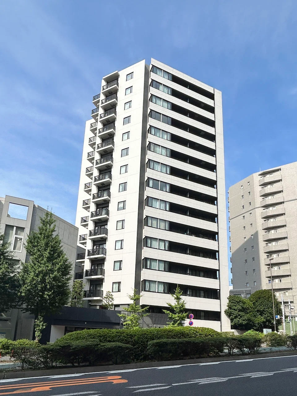 プライムメゾン本郷 B1 外観 2
