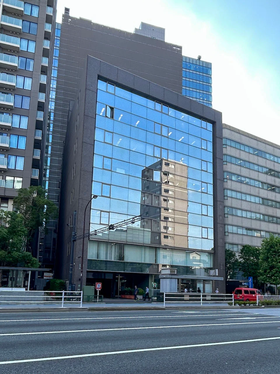 日本生命春日駅前ビル 2 外観 2