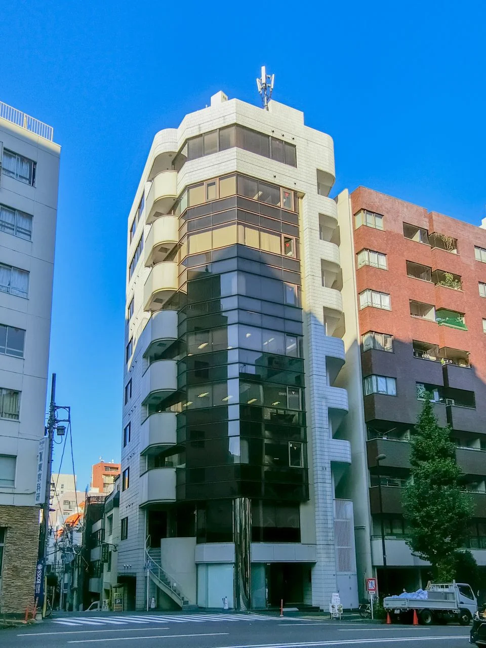 フジヤミウラ(フジヤ三浦)ビル 5 外観 1