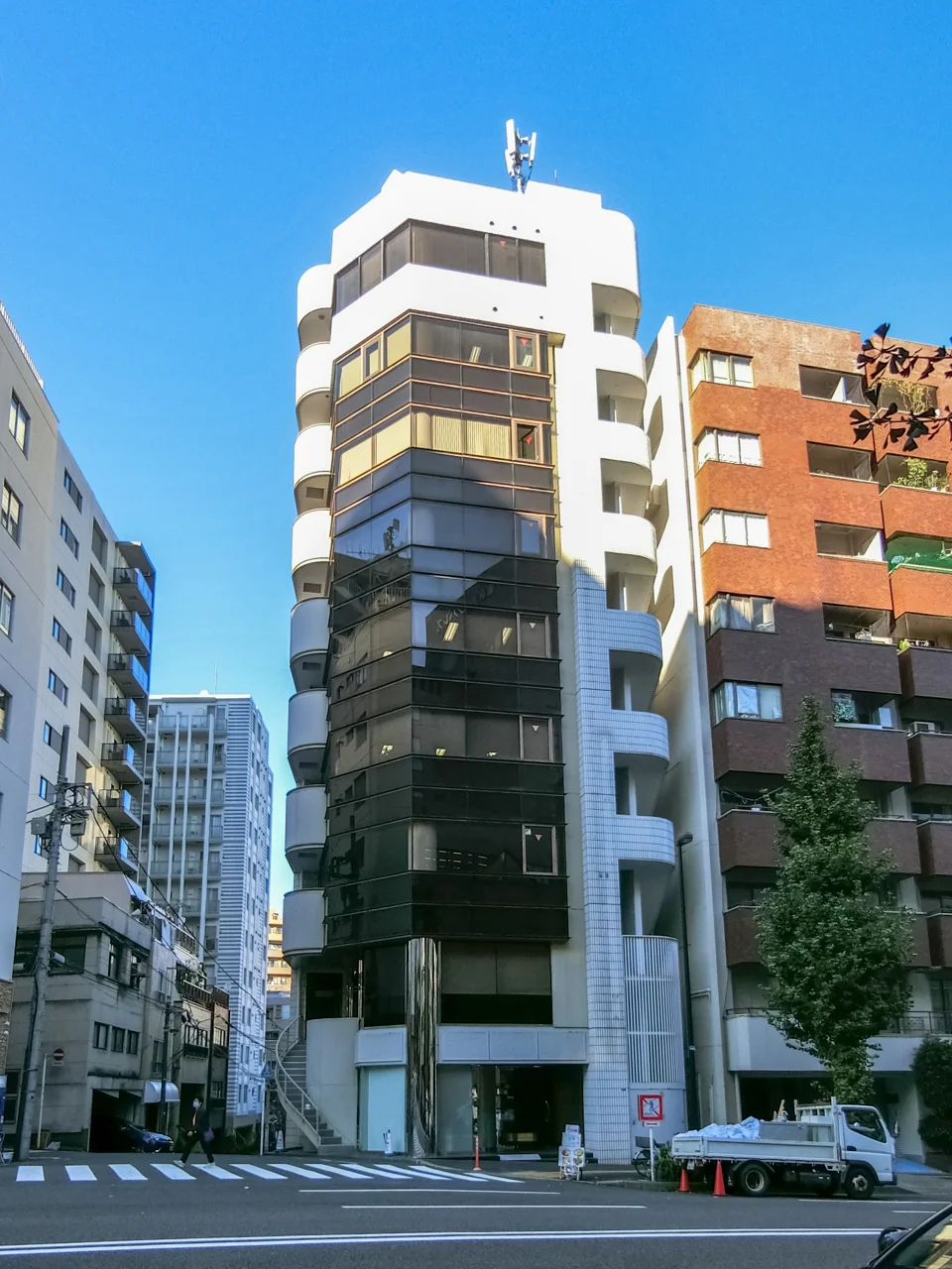 フジヤミウラ(フジヤ三浦)ビル 5 外観 2