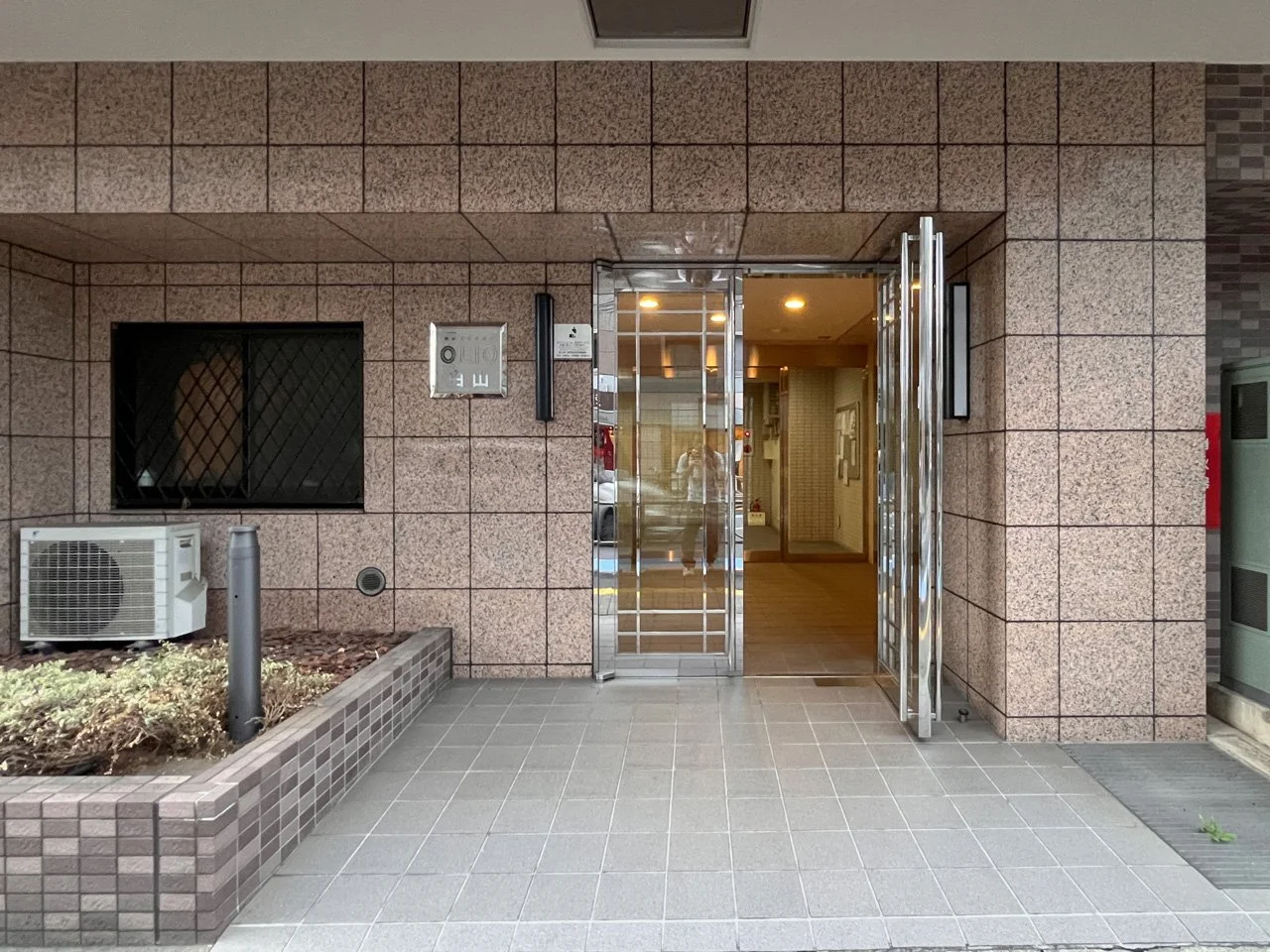 OLIO白山 1 エントランス 5