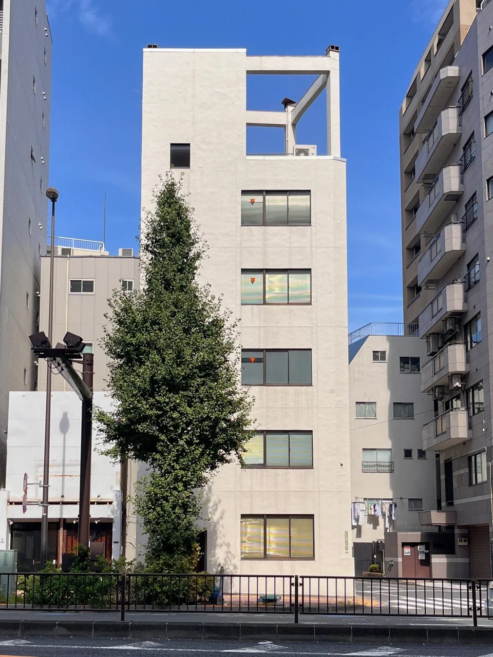 ハイライフホーム御茶ノ水 3 外観 1