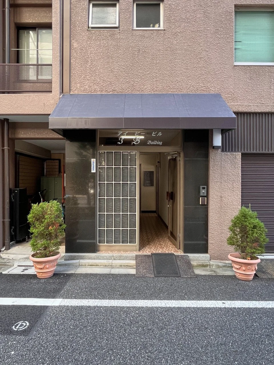 アイビービル 3 エントランス 3