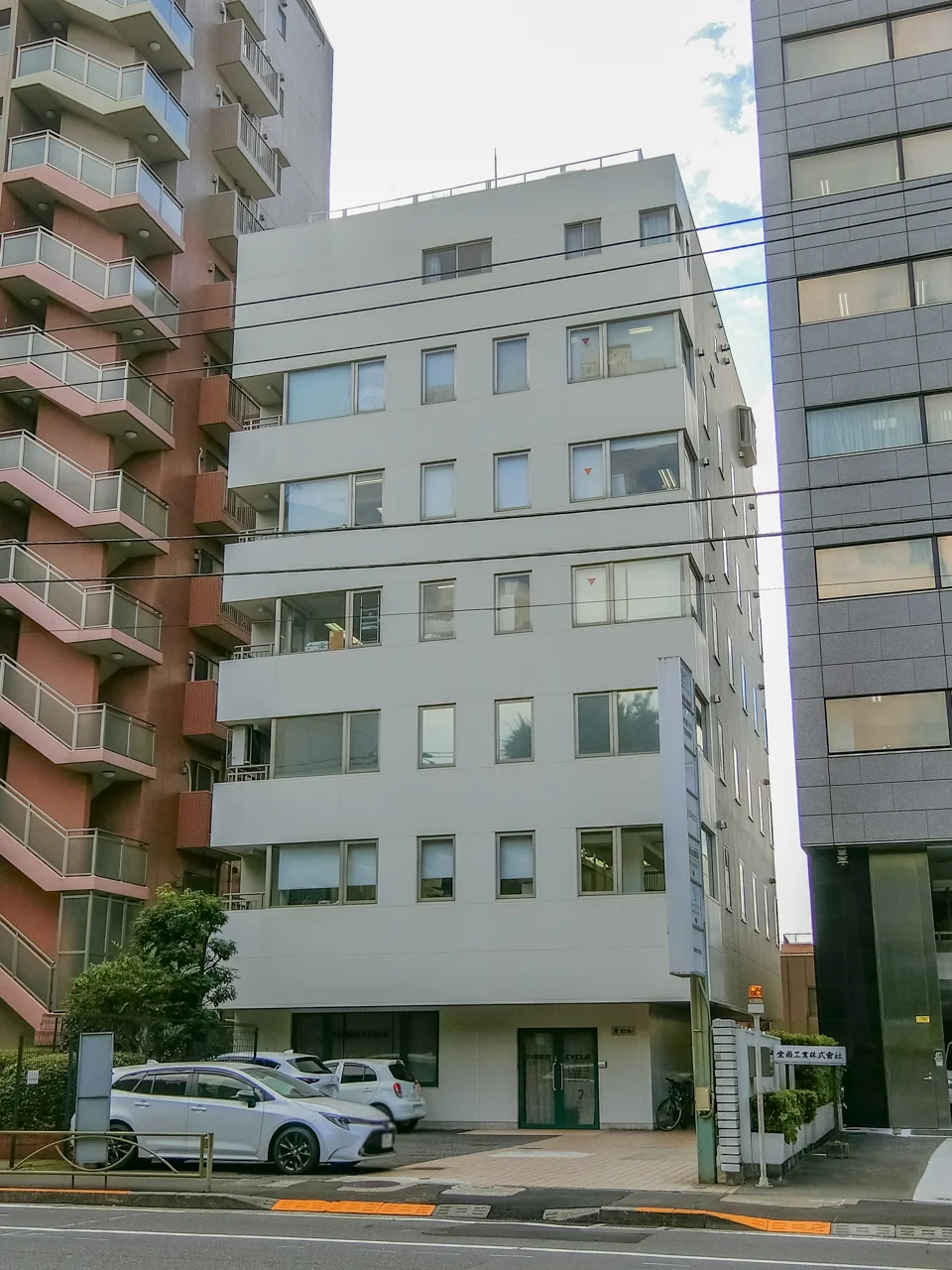ワイビル 5 外観 1