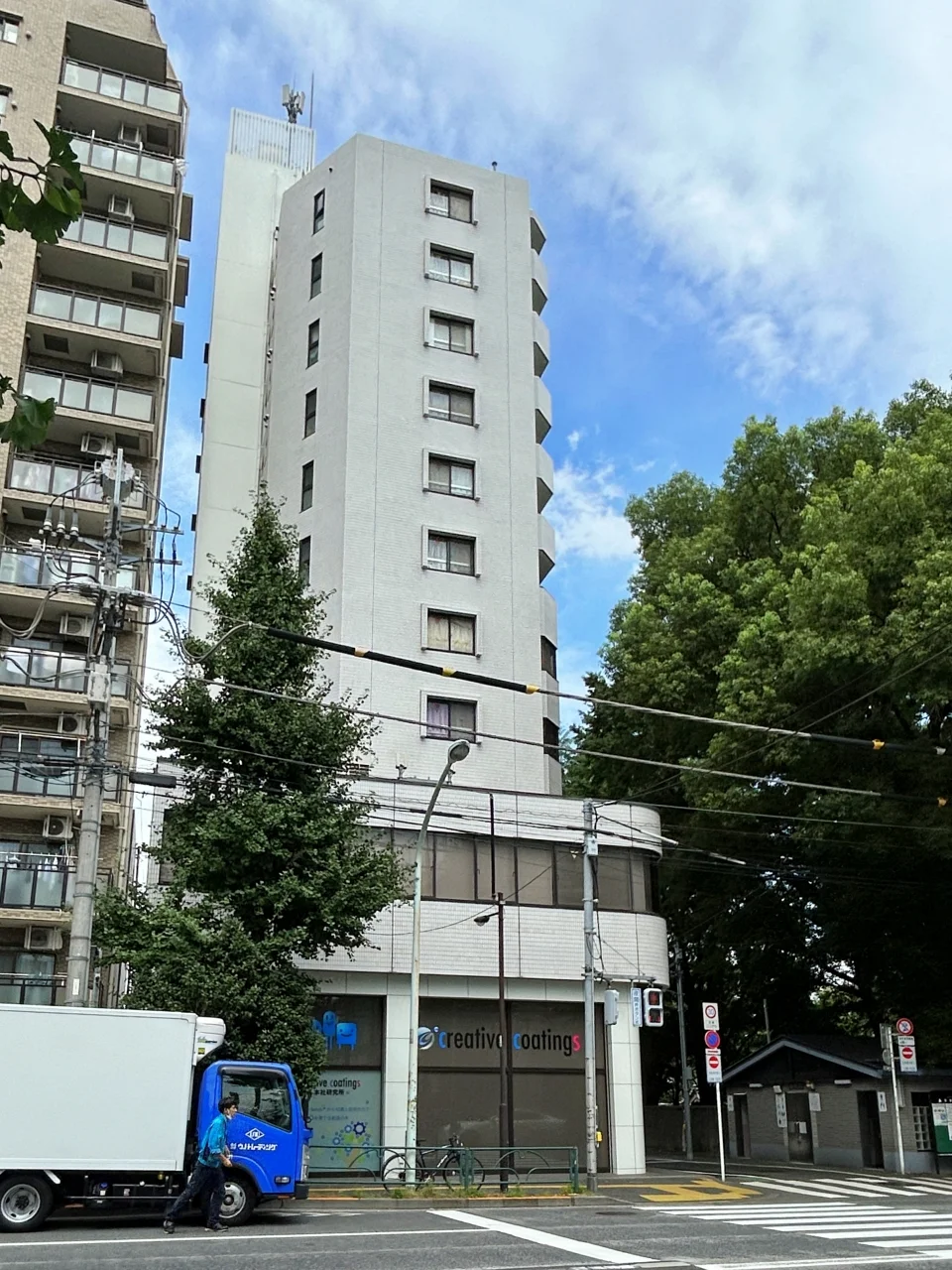 ベルオーク本郷 1階から3階 外観 1
