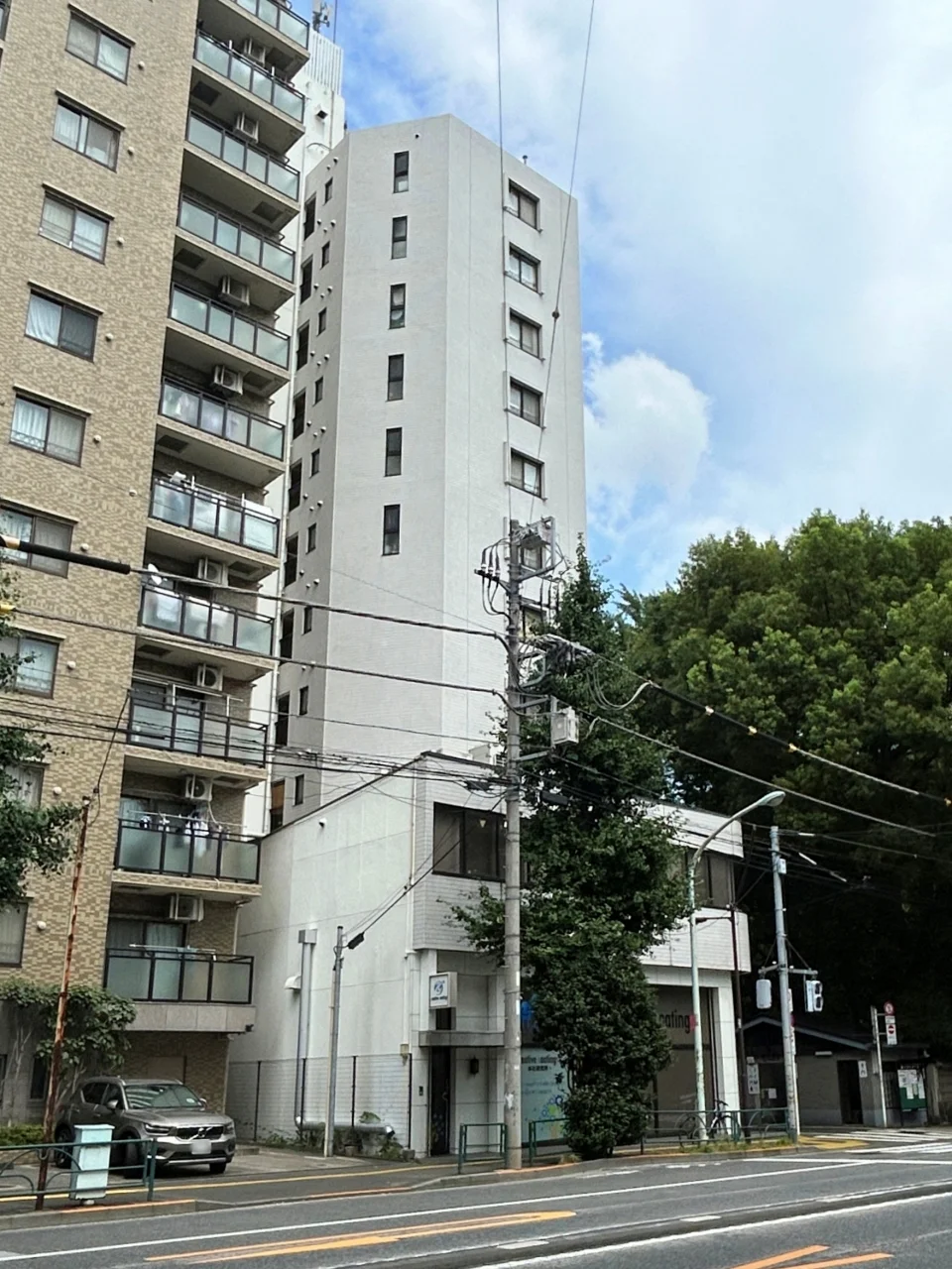ベルオーク本郷 1階から3階 外観 2