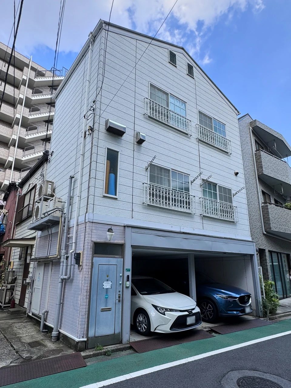 フレスハウス 2階・3階部分+ロフト 外観 2