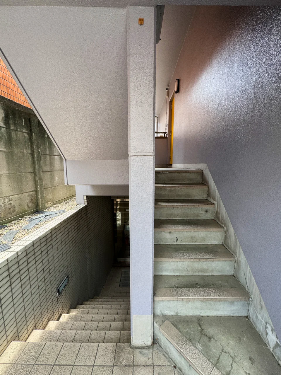 和円教育学院(分校)ビル 3 エントランス 8