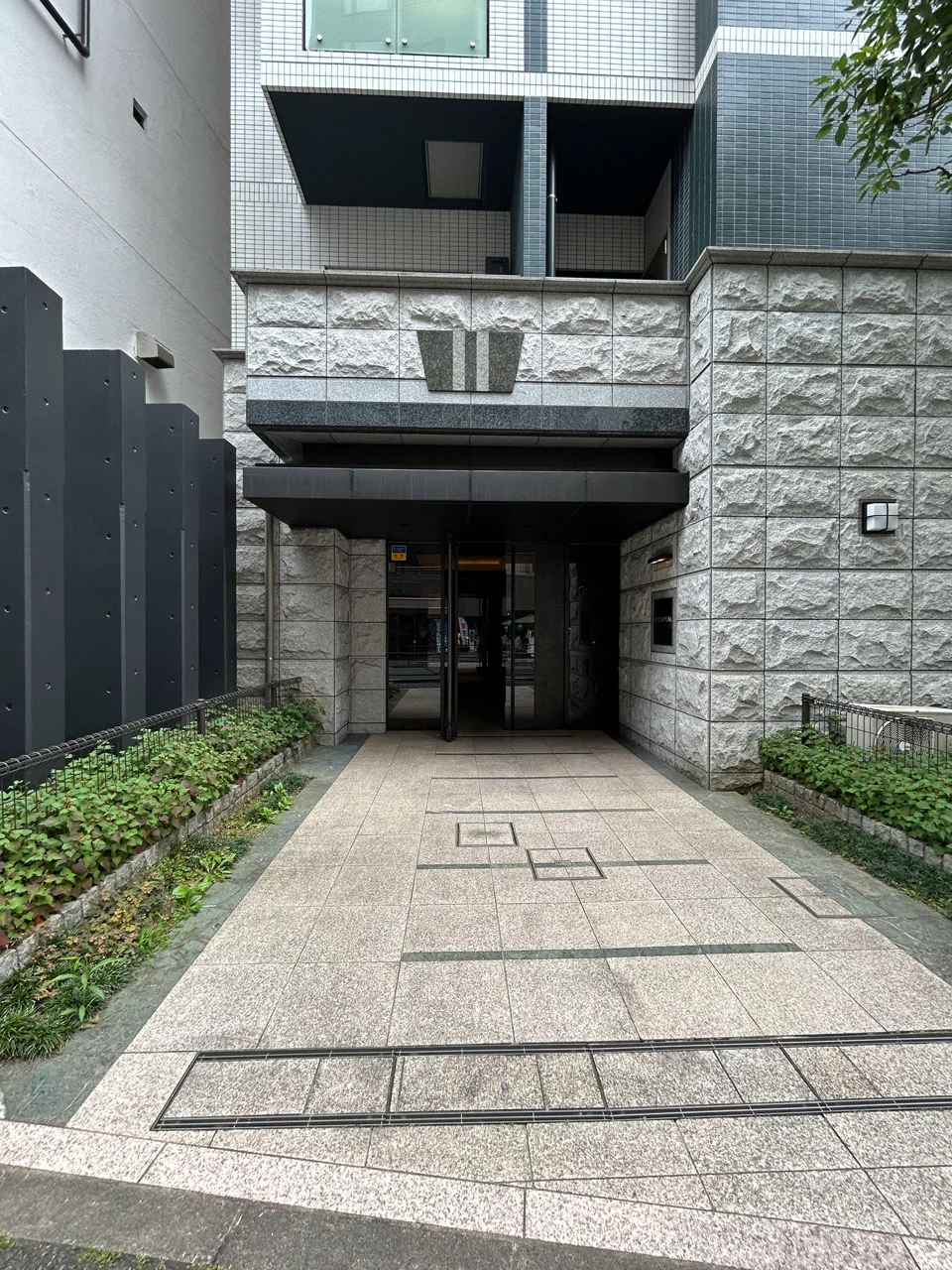レジディア文京本郷Ⅱ 4 エントランス 3