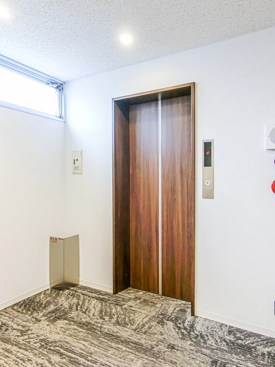 湯島北東ビルディング 8 エレベーター 35