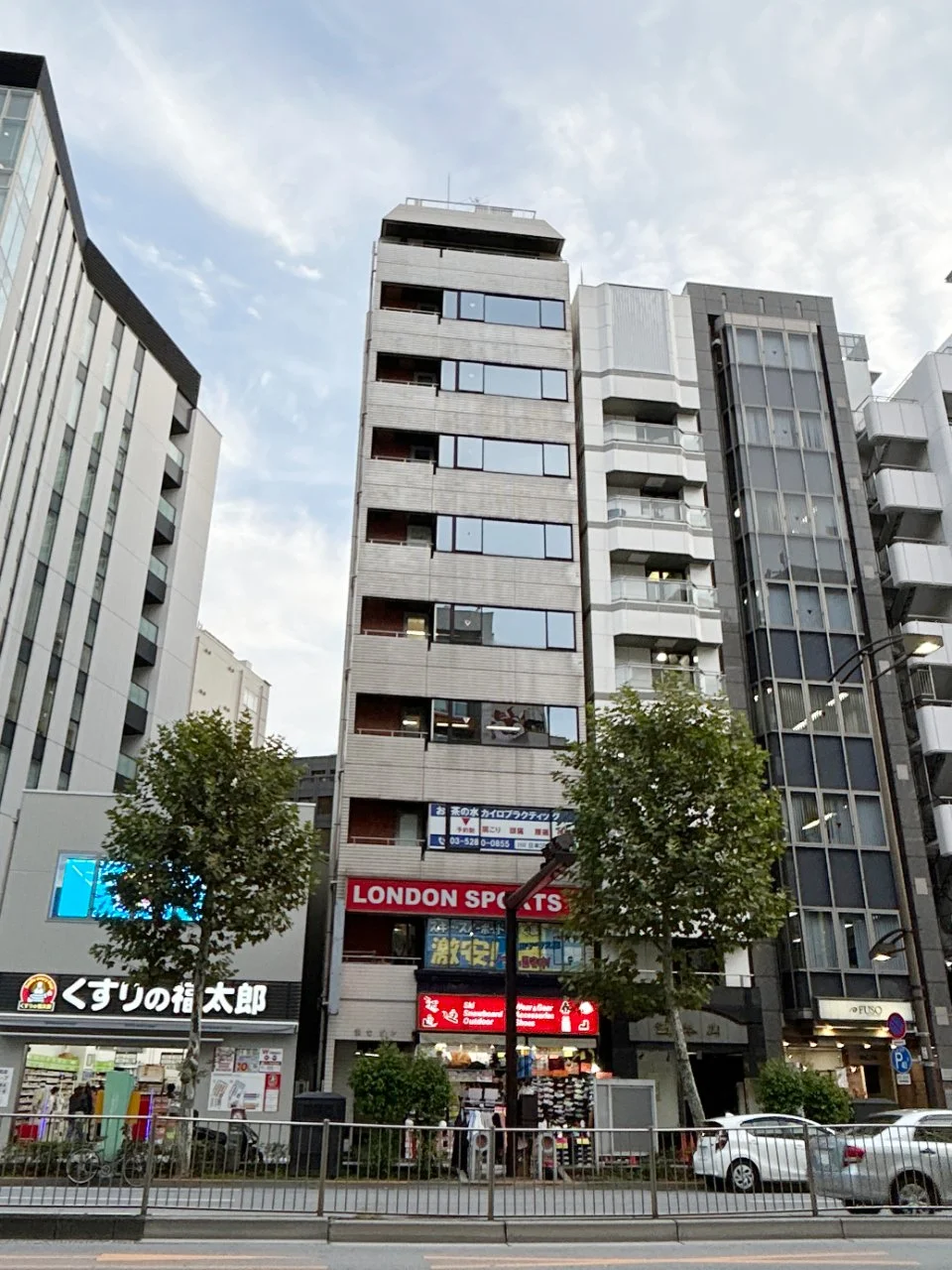 兼七ビル 3 オフィスビル外観 1