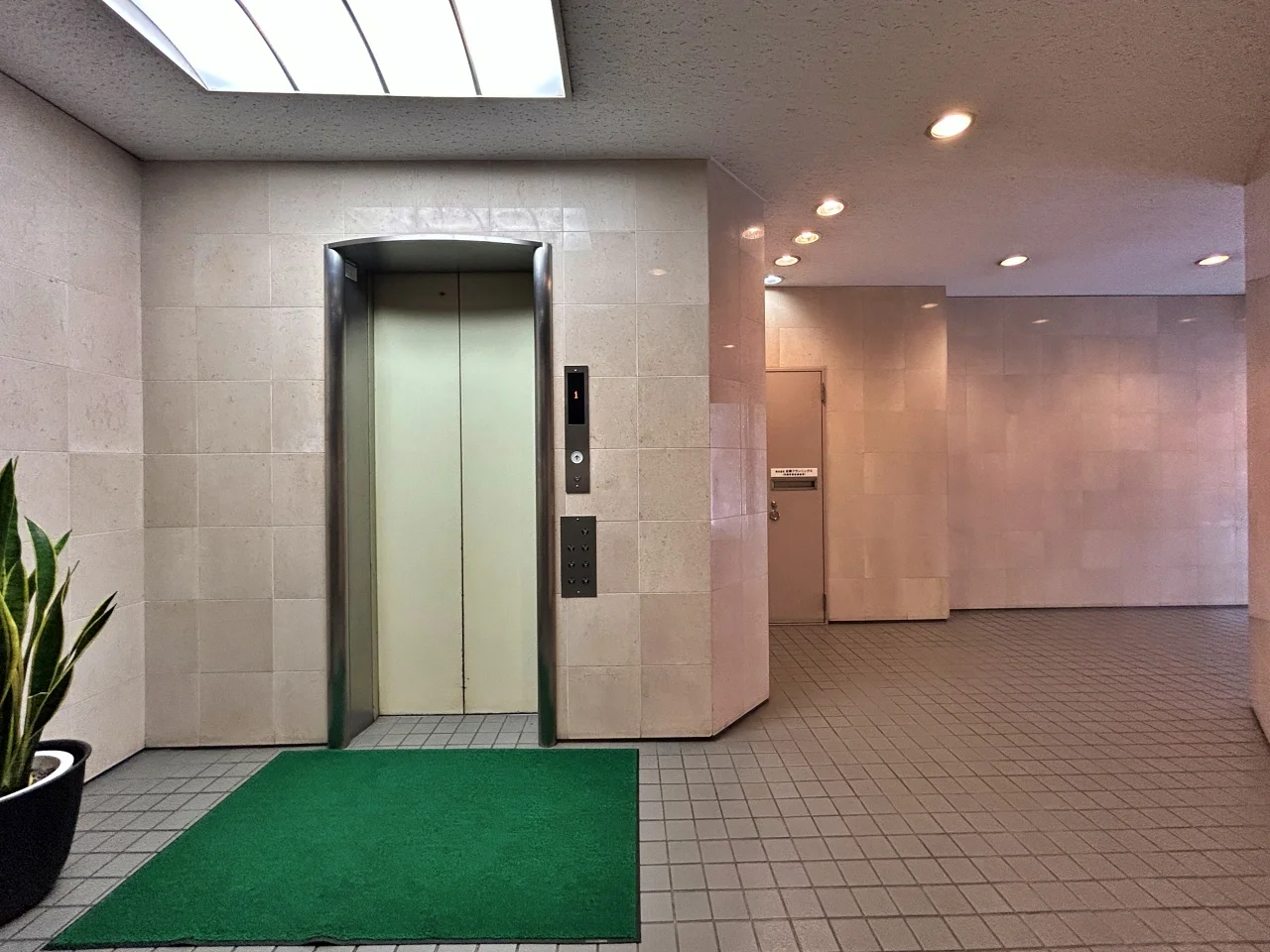 スギタビル 3 共有部 5