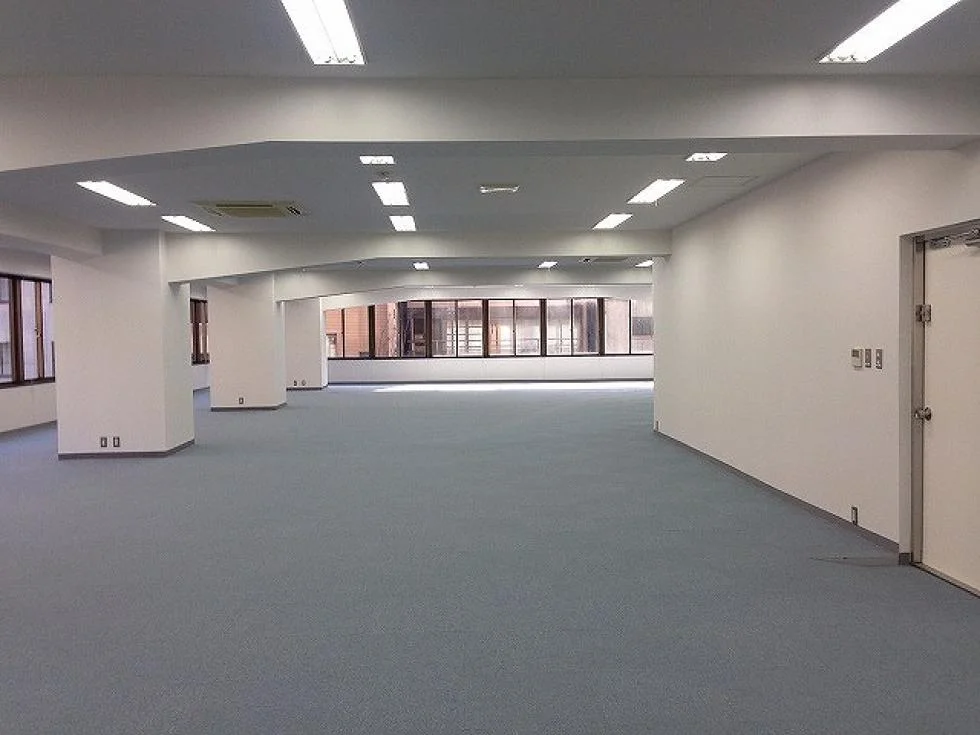 菅山ビル 2 執務室 7
