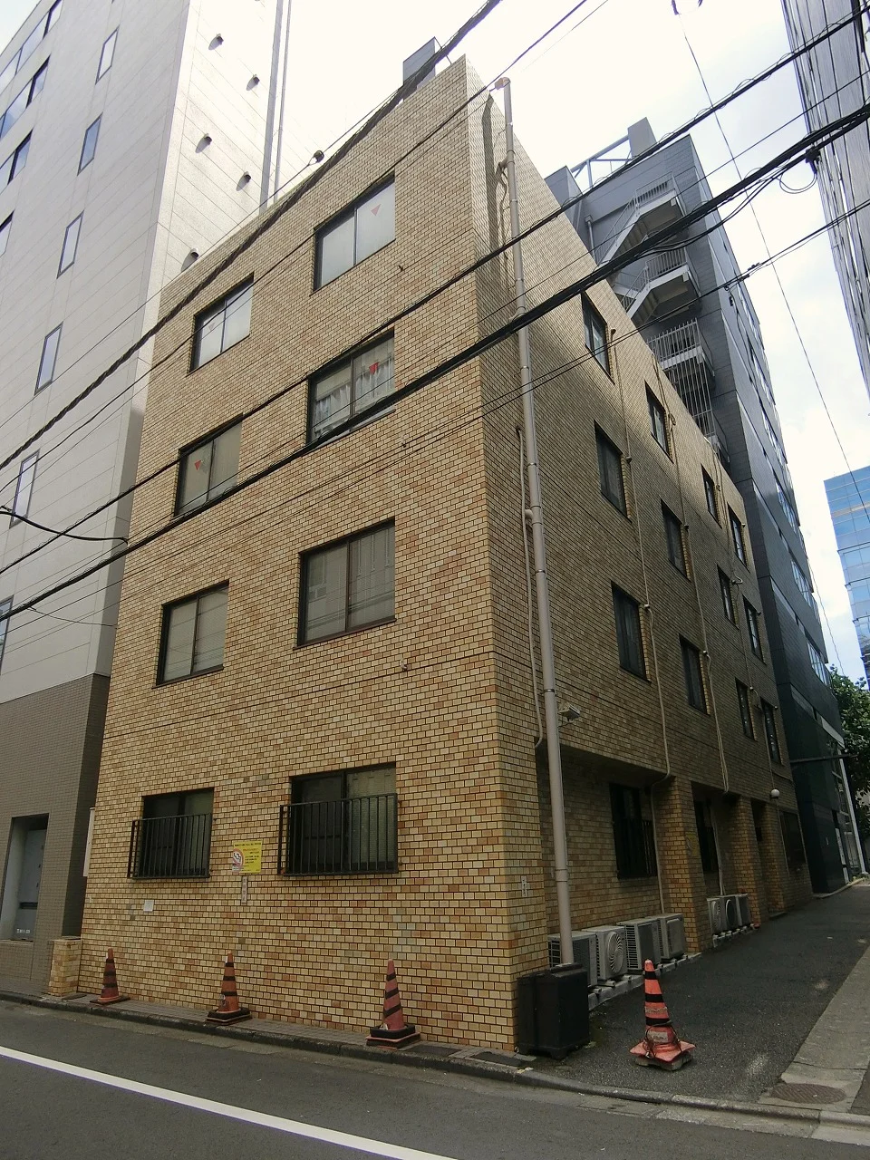 麹町本多ビル 4 オフィスビル外観 1