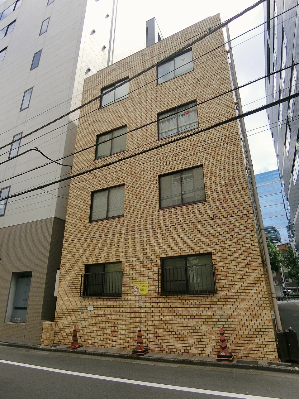 麹町本多ビル 4 オフィスビル外観 2