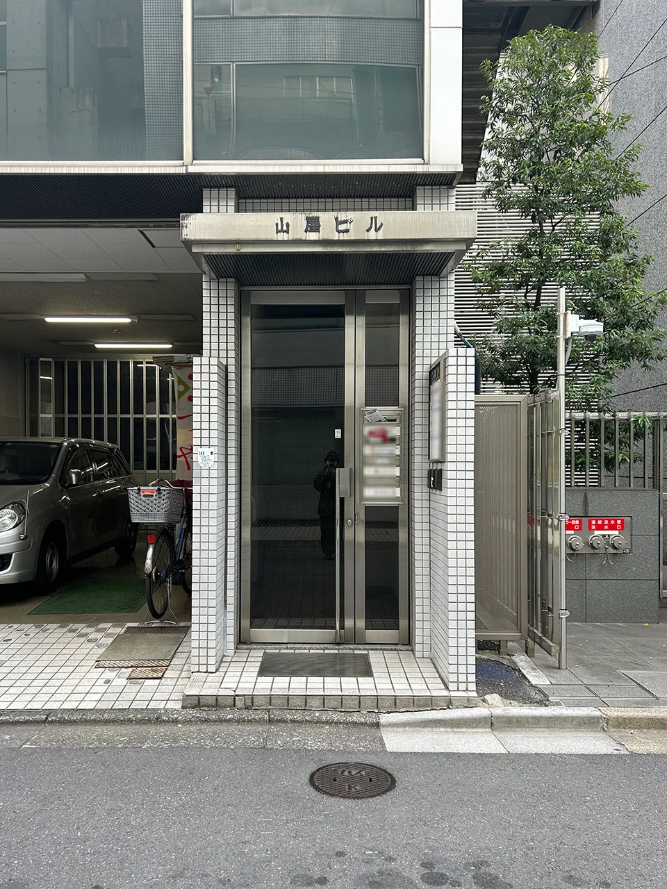 山屋ビル 3 ビルエントランス 3
