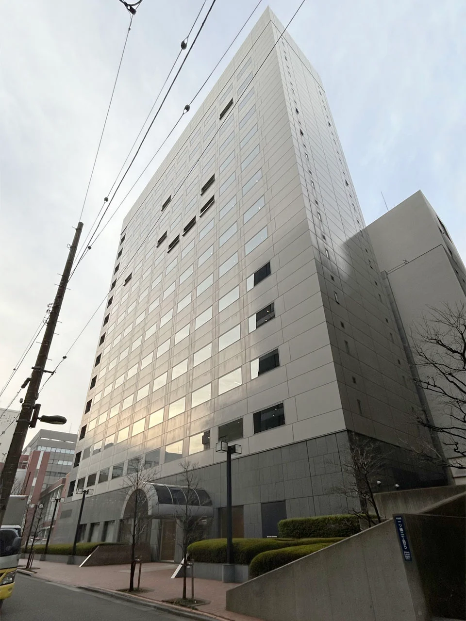 岩波書店一ツ橋ビル 9 オフィスビル外観 2