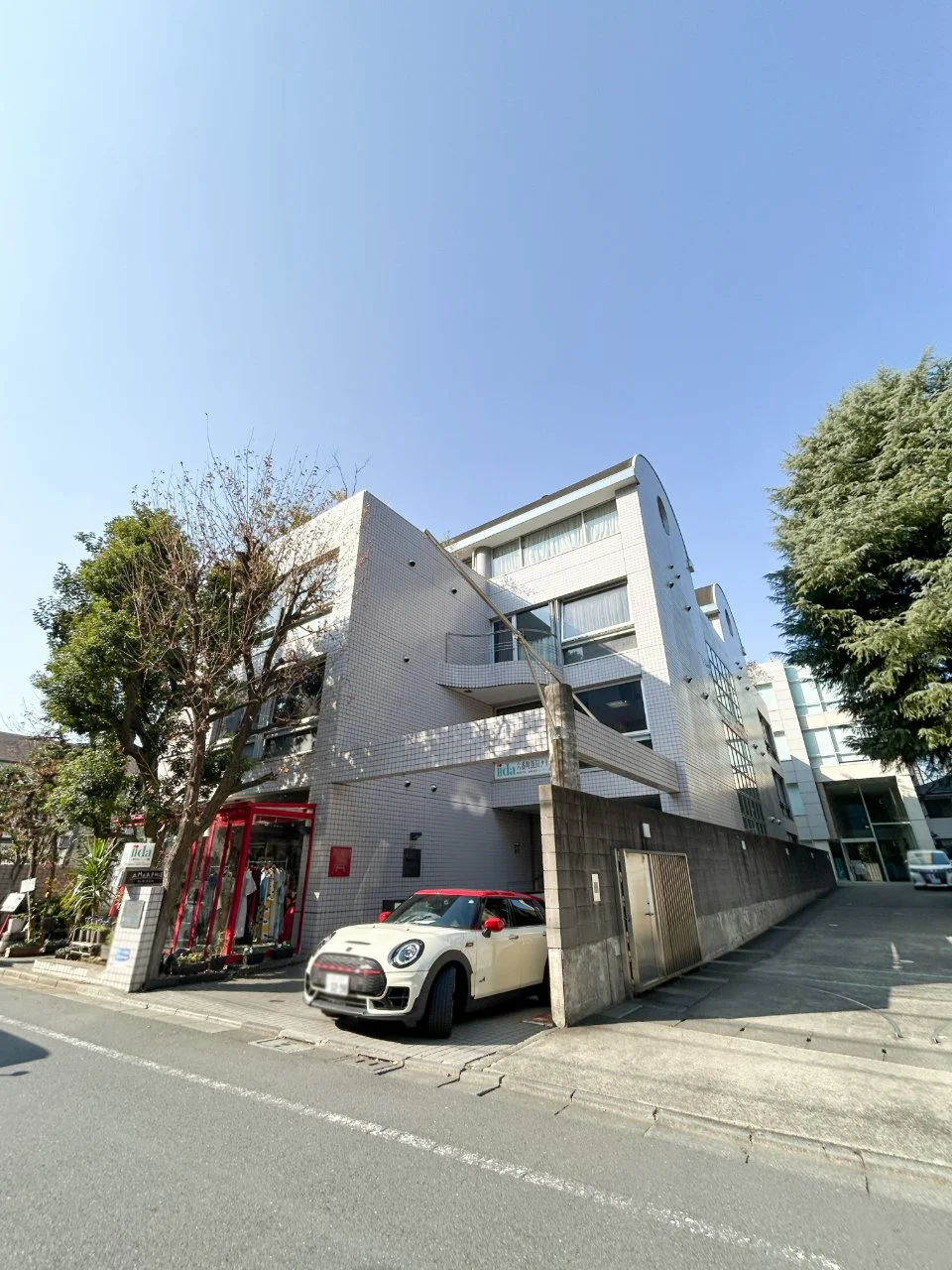 飯田ビル 3 オフィスビル外観 1