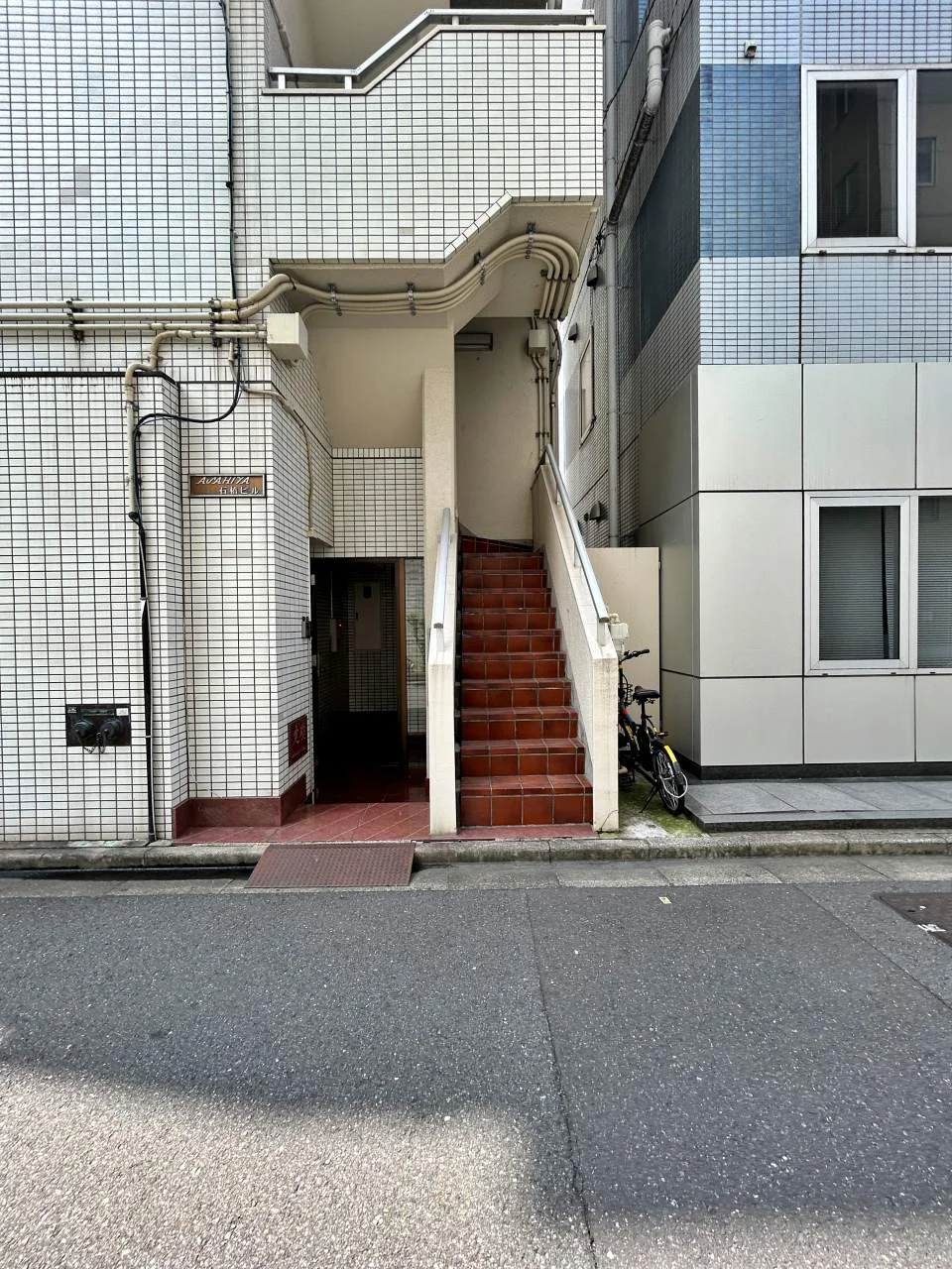 旭屋石橋ビル 5 ビルエントランス 5