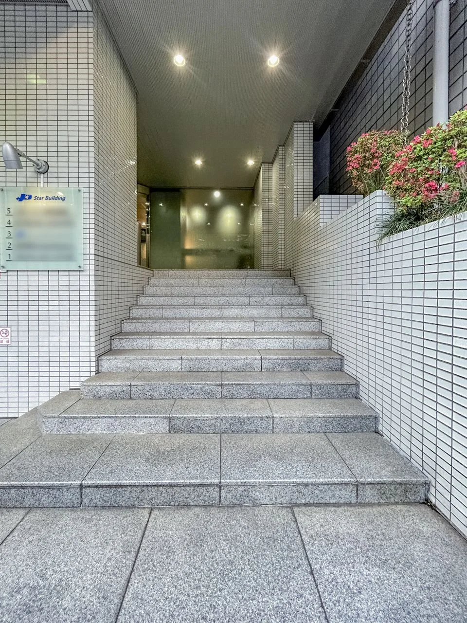 Star Building 4 エントランス 3
