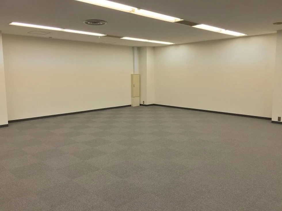 石油健保ビル B1 内装 3