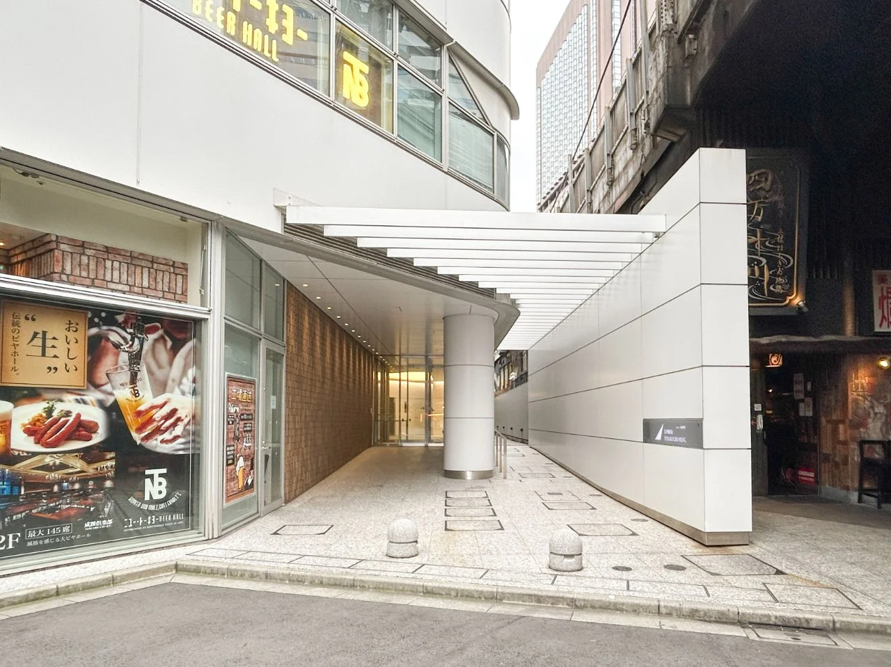 X-PRESS有楽町(エクスプレス有楽町) 8 ビルエントランス 3
