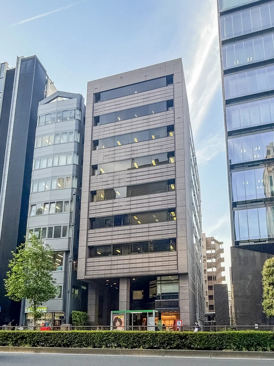 麹町鶴屋八幡ビル - 1