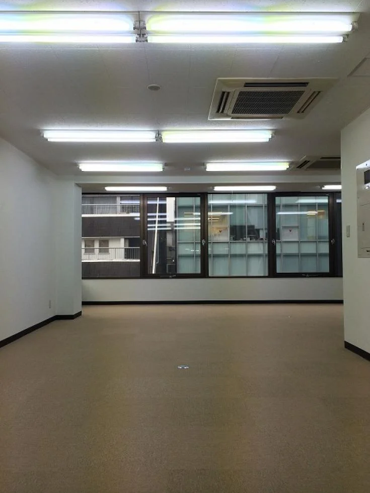 平河町伏見ビル 6 執務室 2