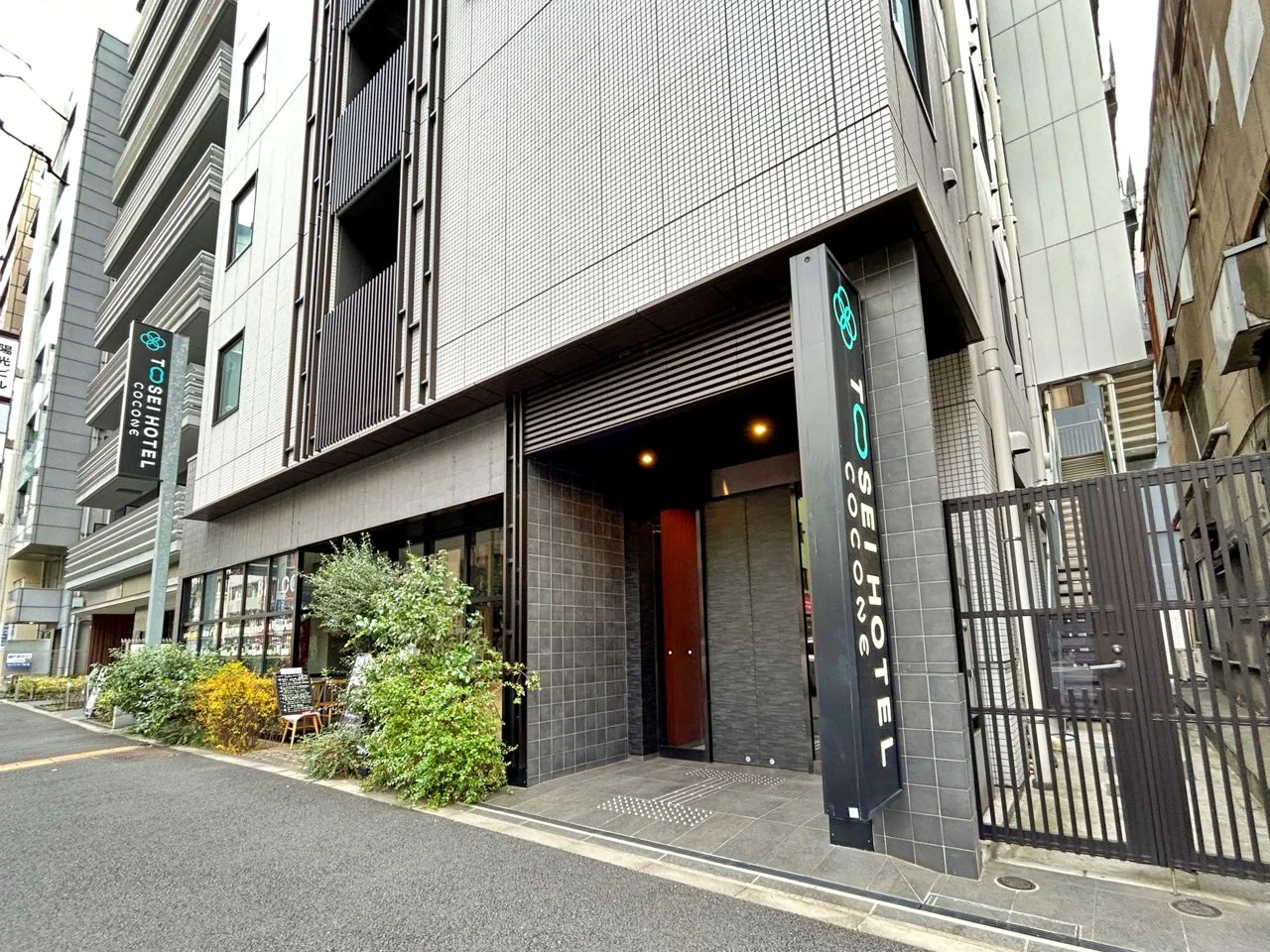 TOSEI HOTEL COCONE神田 1 エントランス 3