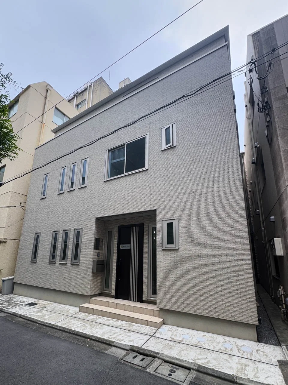 山崎ビル 2 オフィスビル外観 1