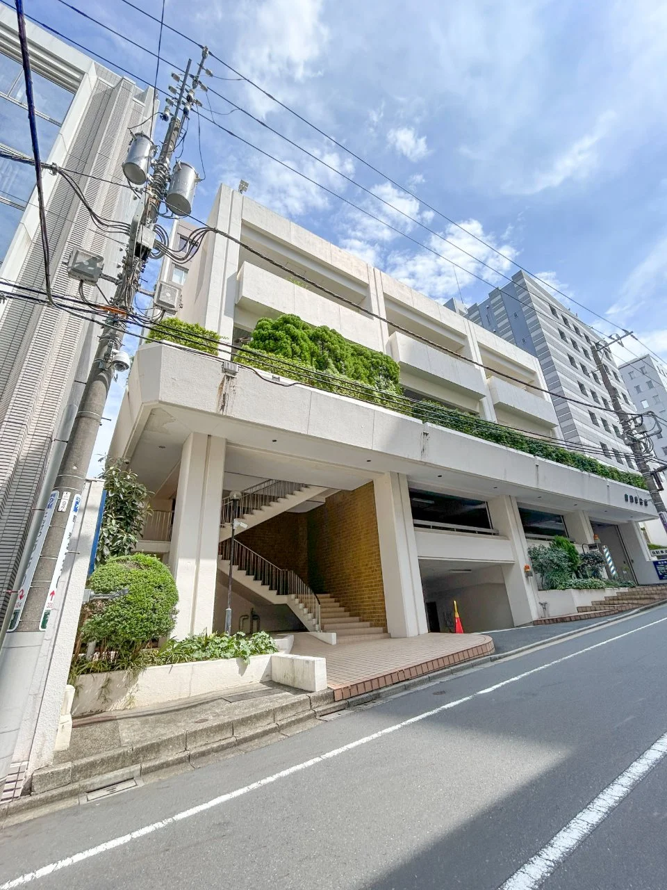 自動車会館ビル 4 外観 1