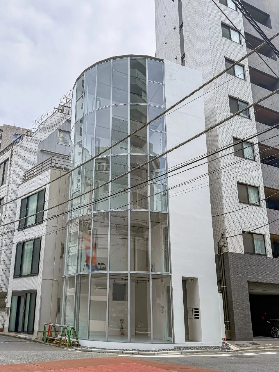 HARVEY神田司町 1階・2階セット貸し