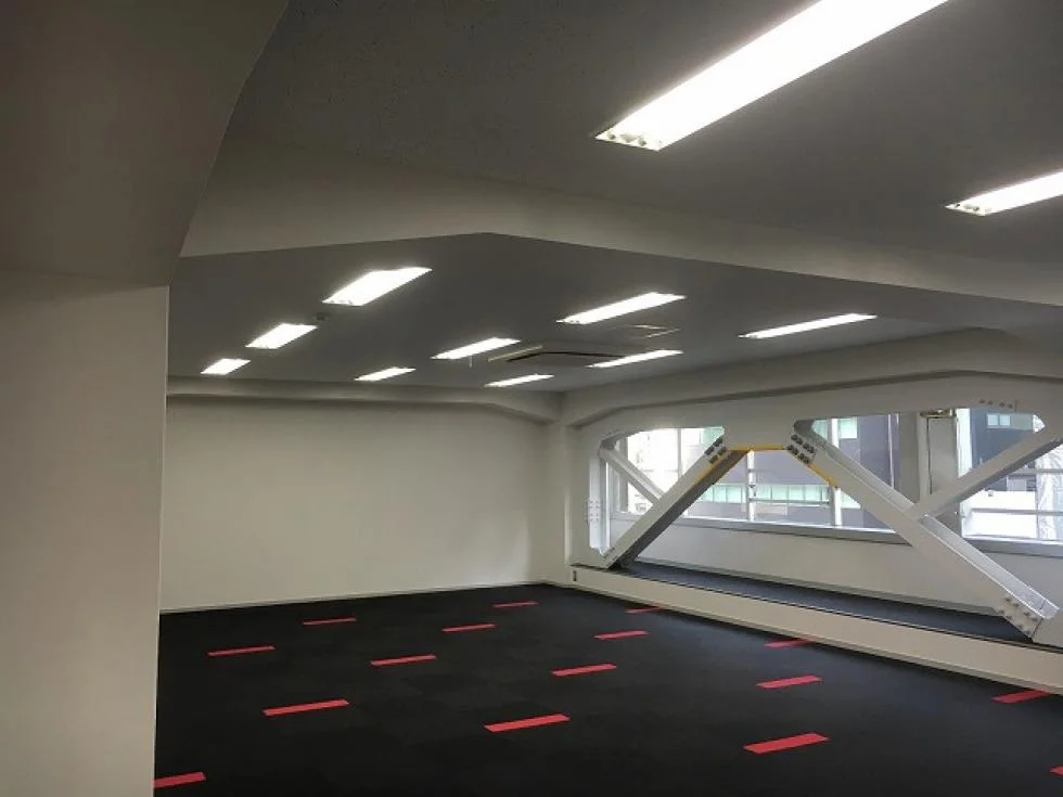 芝信神田ビル 5 執務室 9
