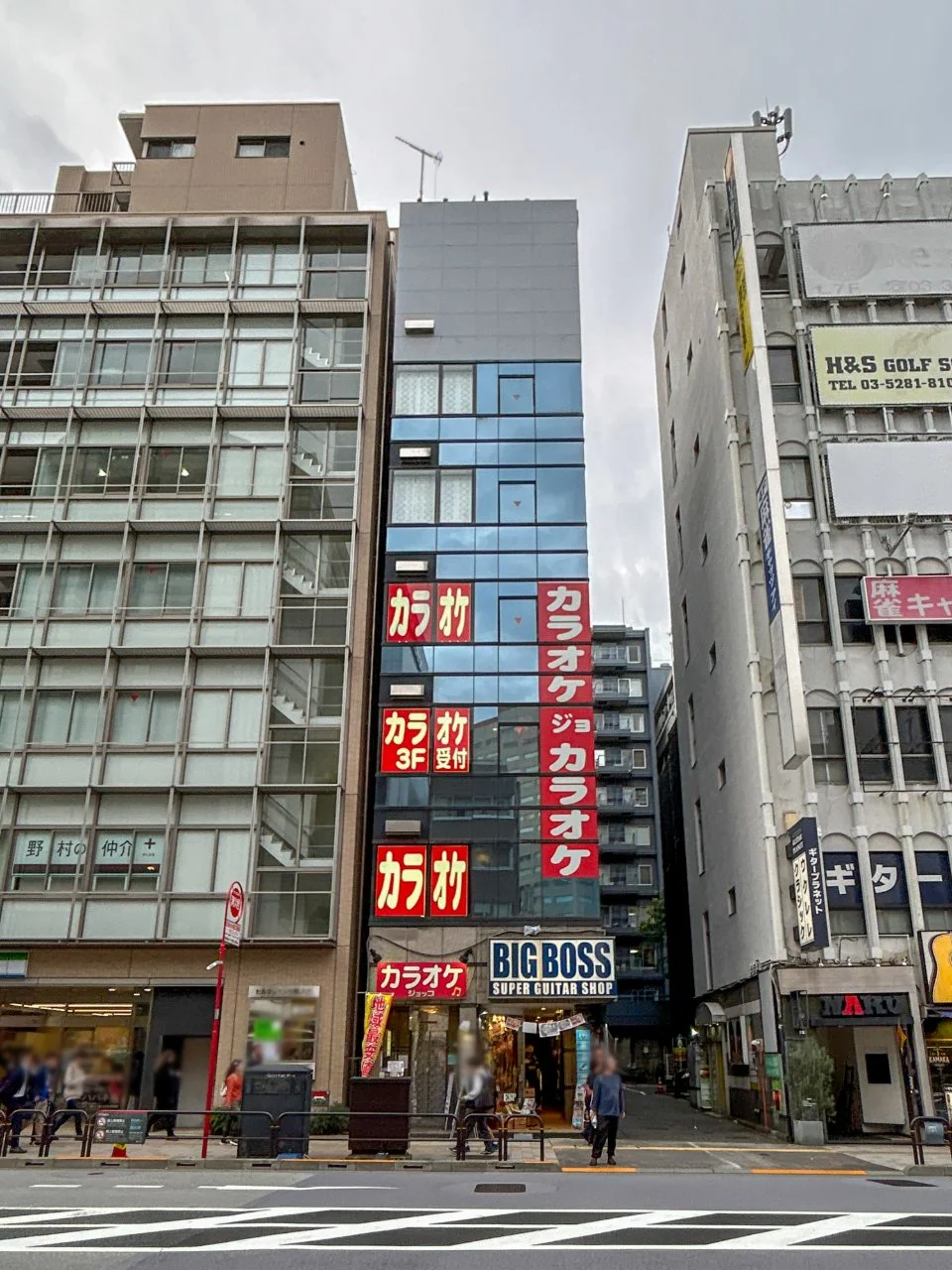 ノアーズアーク御茶ノ水 6階7階メゾネット 外観 1