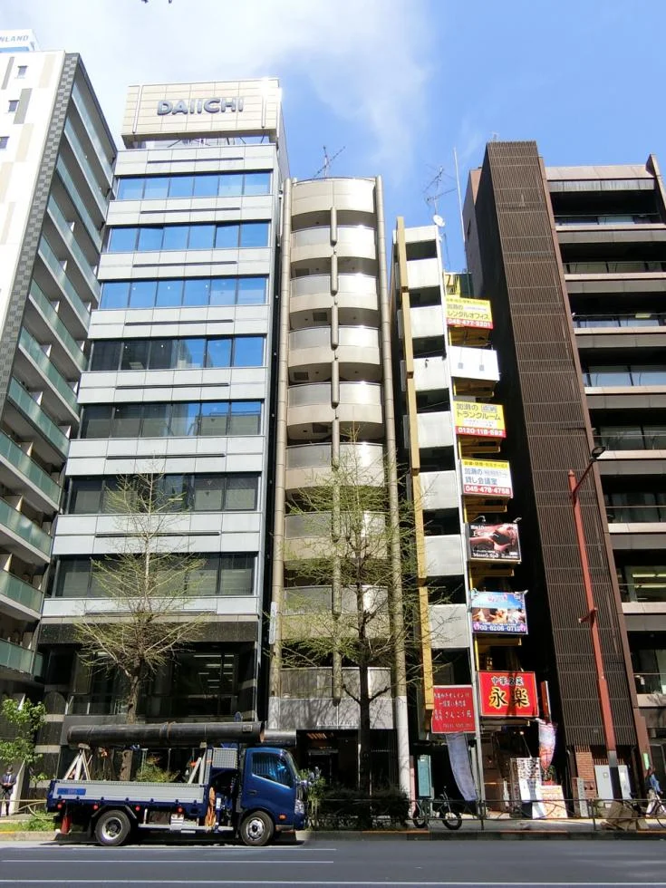 KANDA CROSS 7 オフィスビル外観 2