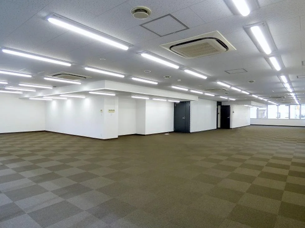 産報佐久間ビル 3 執務室 8