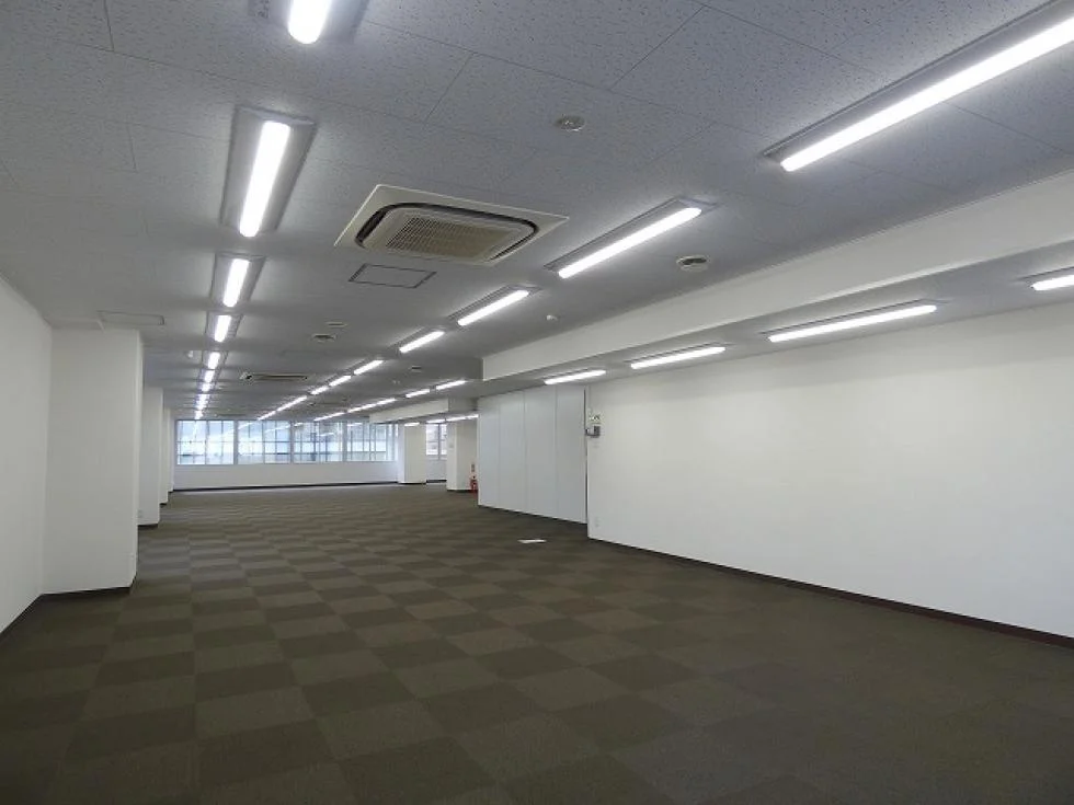 産報佐久間ビル 3 執務室 9