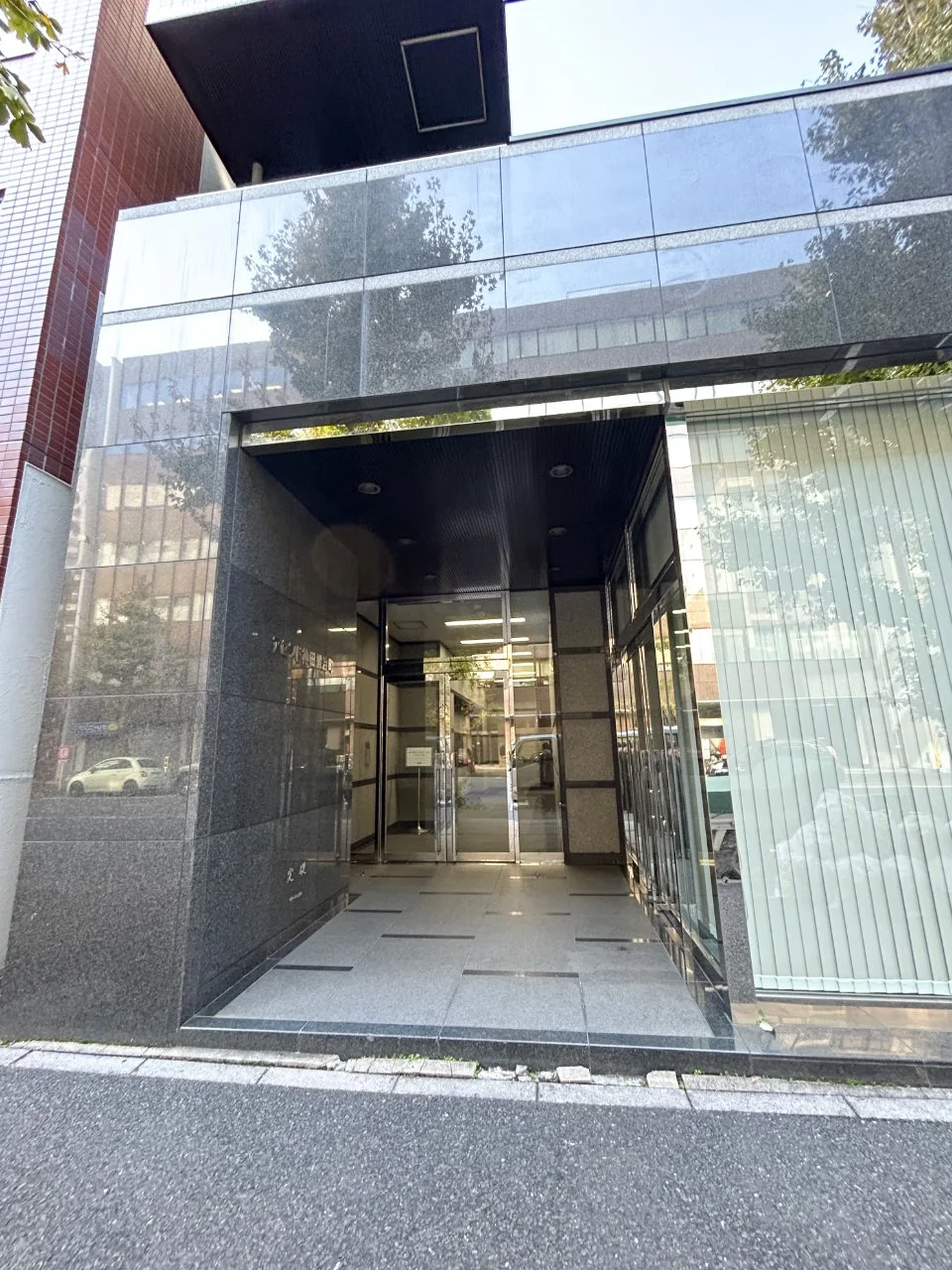 アセンド神田鍛冶町ビル 2 エントランス 3