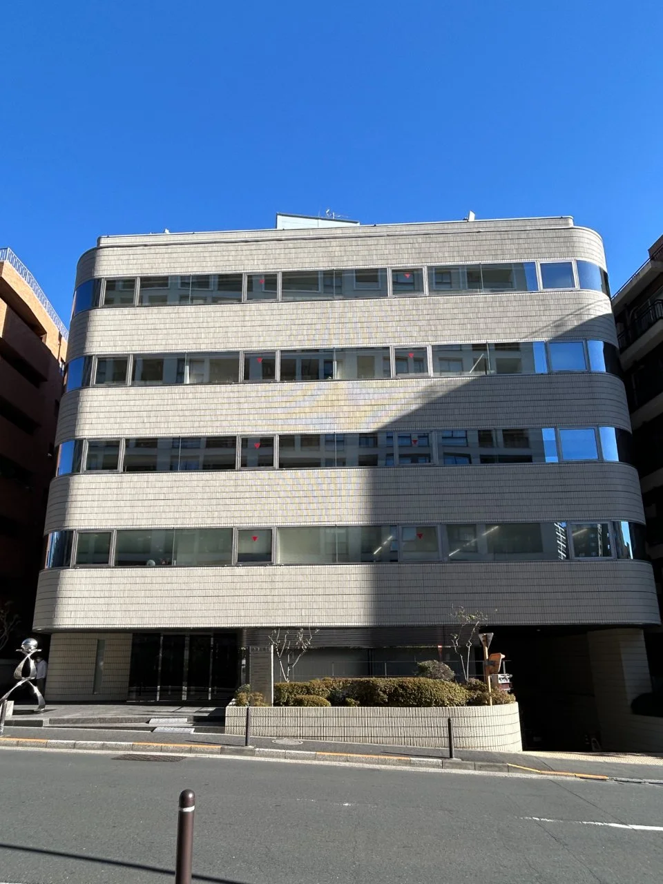 泉館三番町 3 オフィスビル外観 2