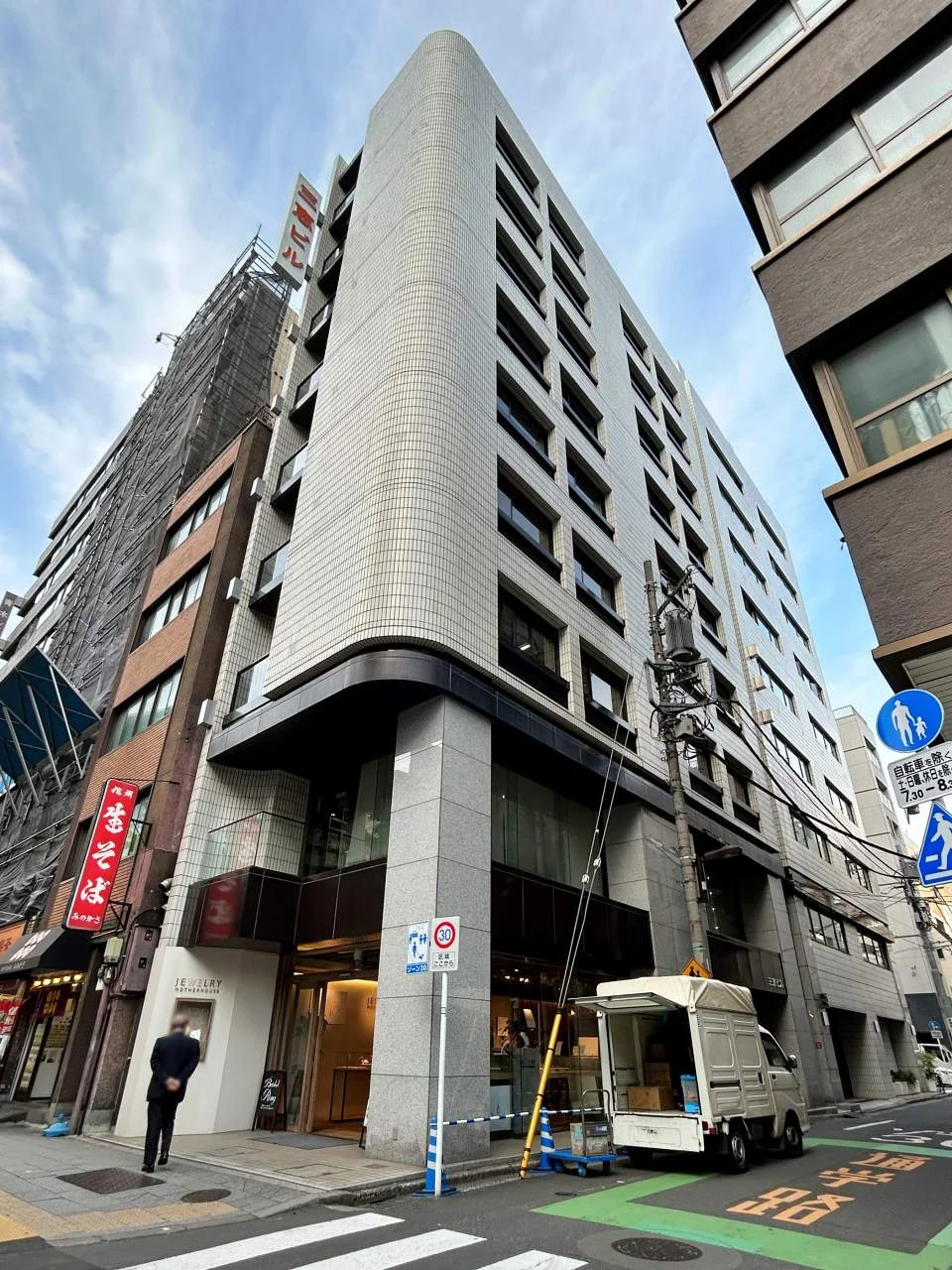 三恵ビル 8 外観 1