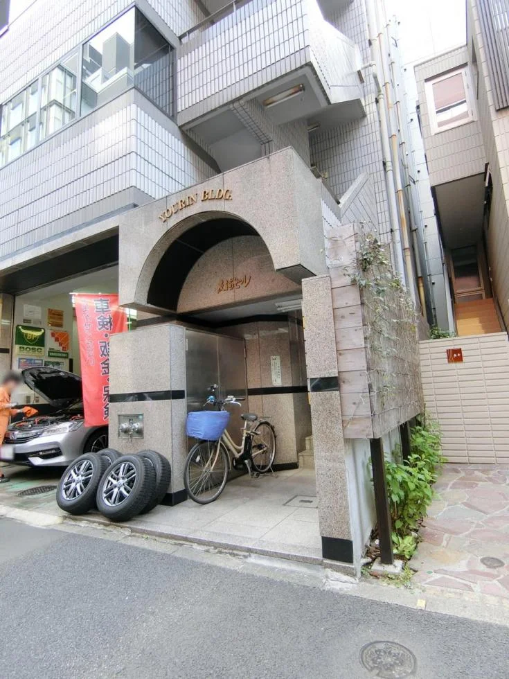 友輪ビル 3 ビルエントランス 3