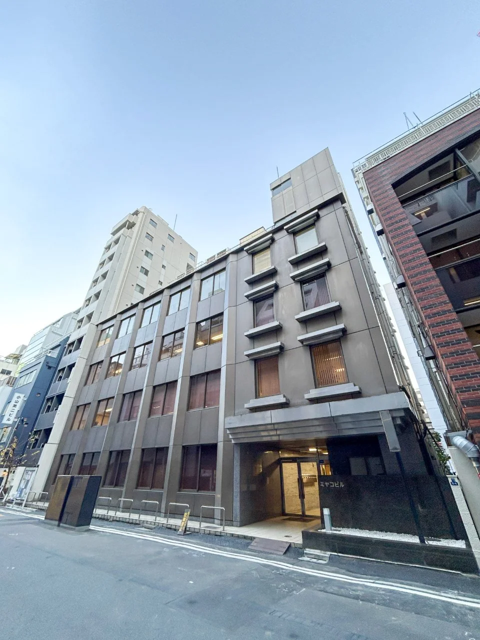 ミヤコビル 7 外観 2